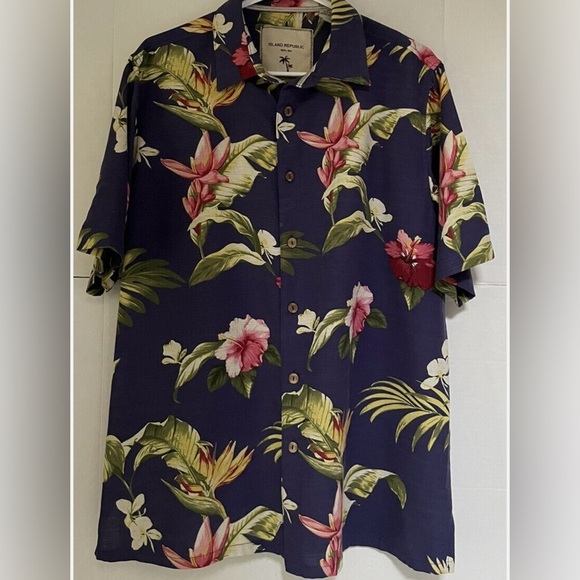 Island Republic Other - Island Republic Shirt Size Large Multicolor Floral Short Sleeve Men Silk Shirt